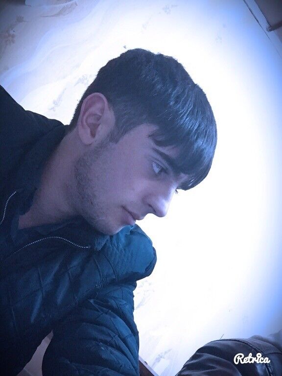  ,   Makar, 32 ,   