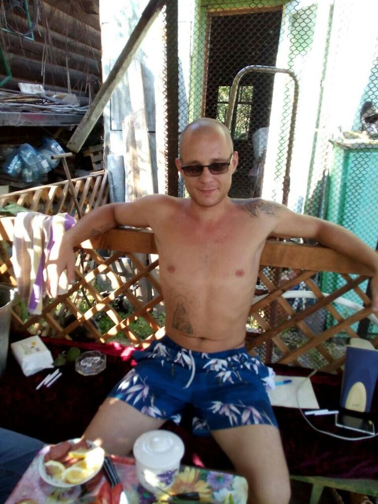  8674630  Forever, 40 ,    