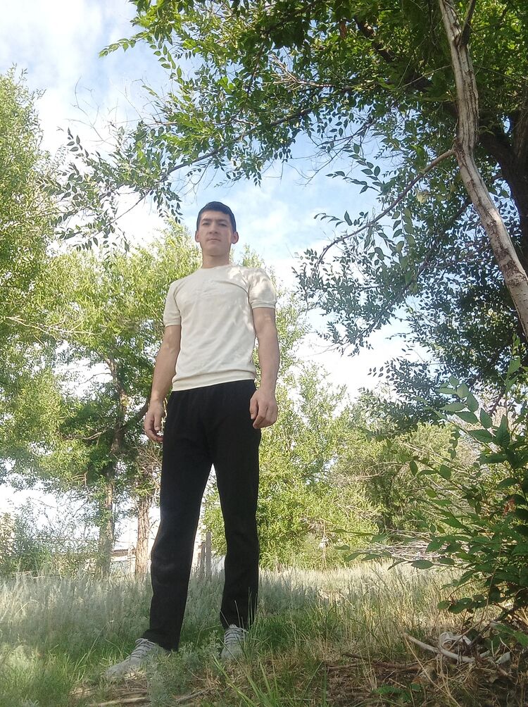 36747890  Asadbek, 24 ,    