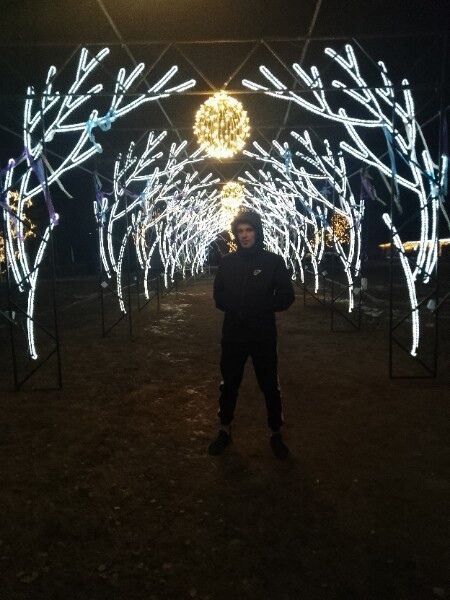  ,   Pavel, 29 ,   ,   