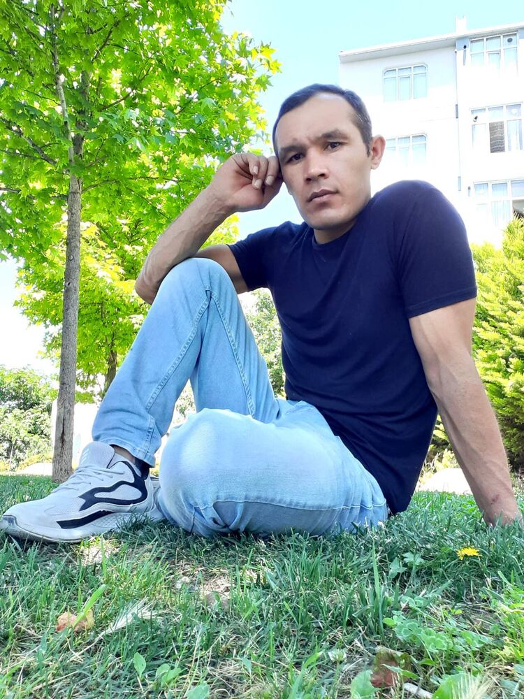  49879060  Aslan, 38 ,    