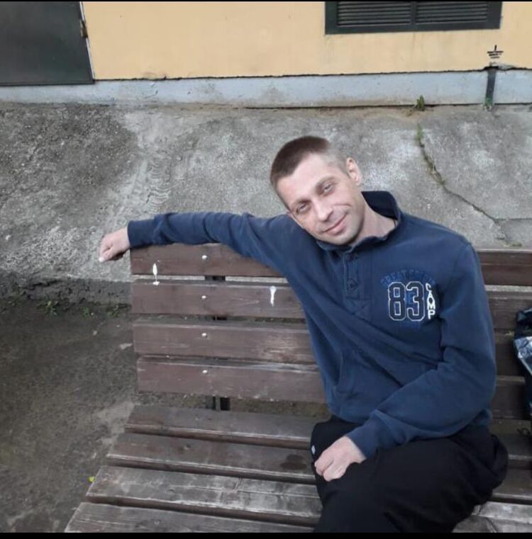  52791750  , 45 ,    