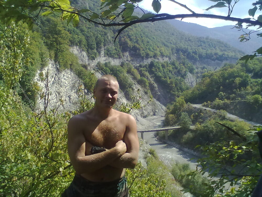  ,   Sasha, 45 ,   ,   