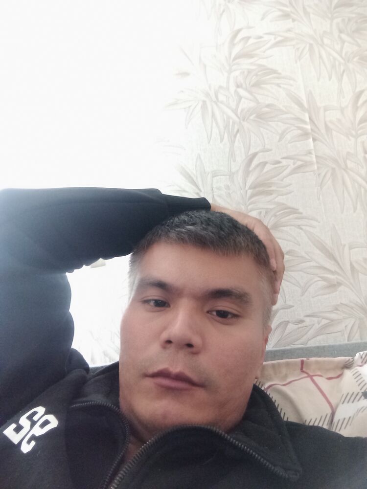  52166810  , 32 ,    