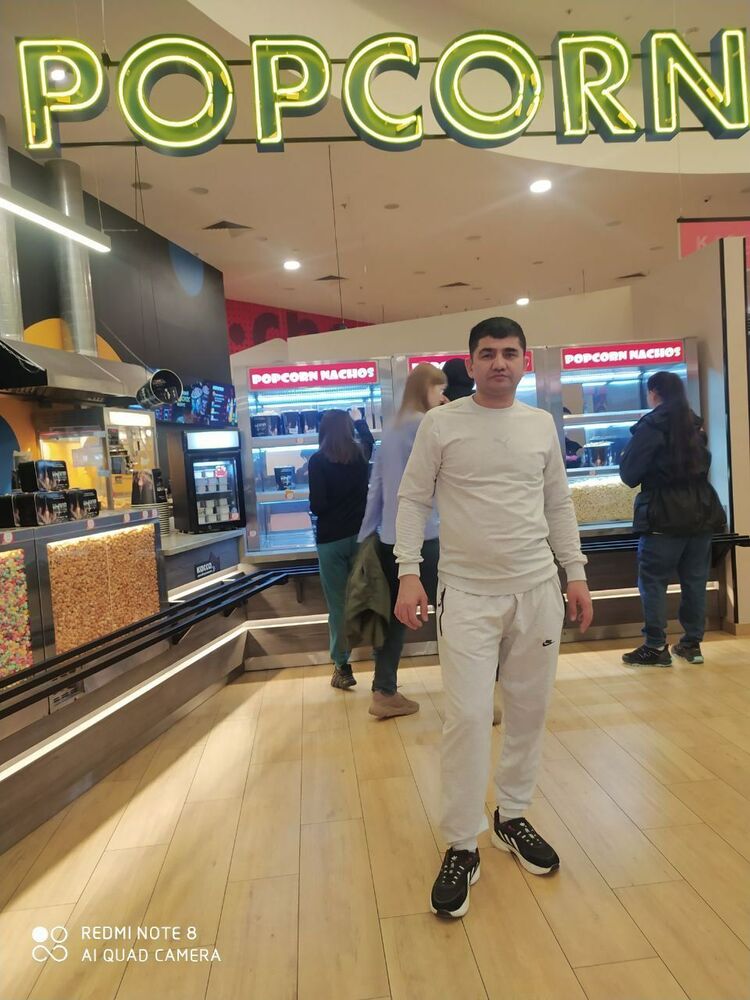  36787960  Akmal, 42 ,    