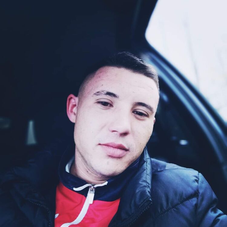  36569970  Vadim, 31 ,    
