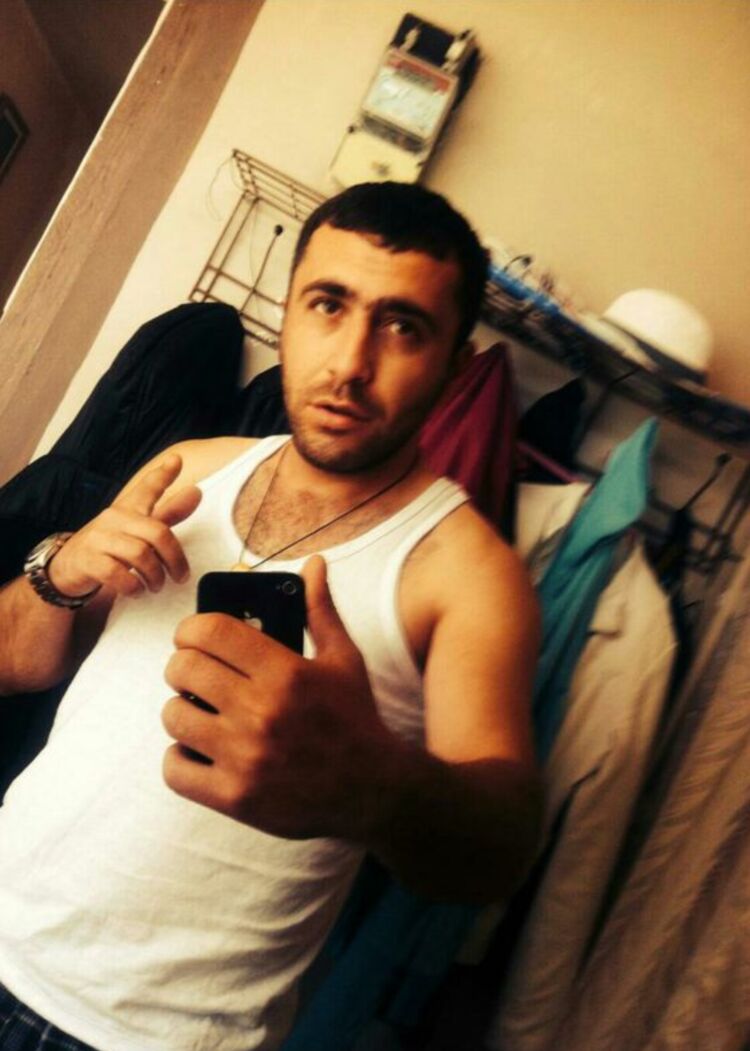  29078060  Edik, 35 ,    