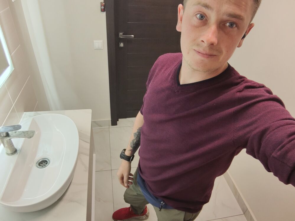  38285050  Oleg, 29 ,    