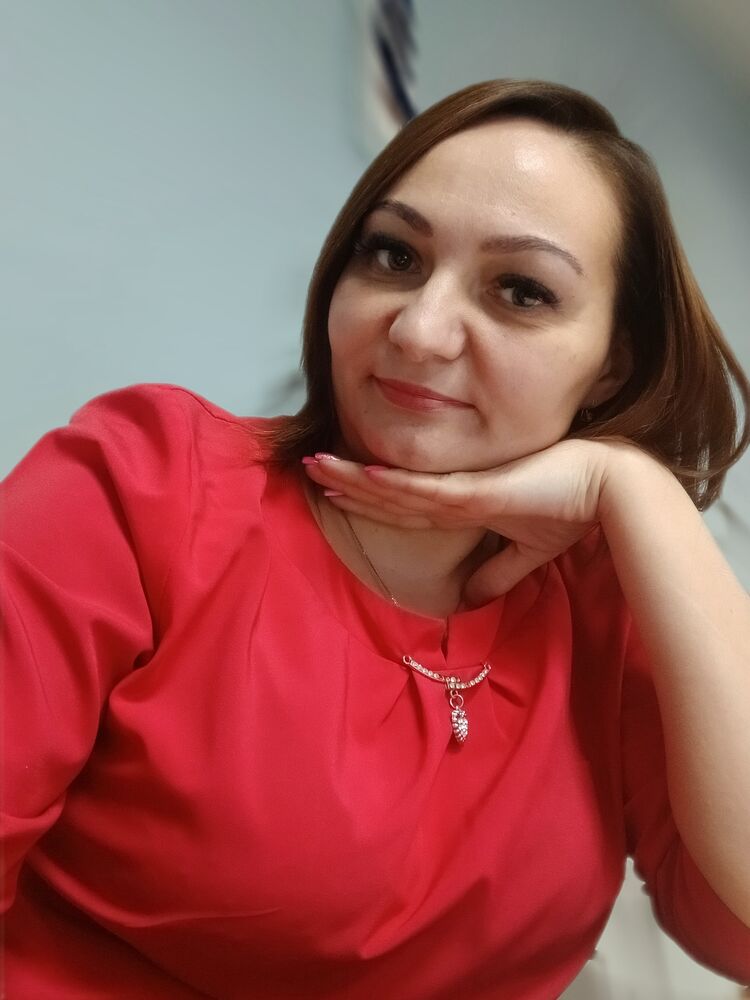  48095470  , 33 ,    