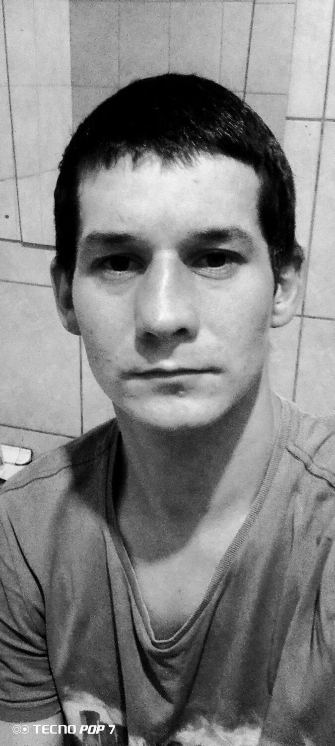 46648780  , 33 ,    