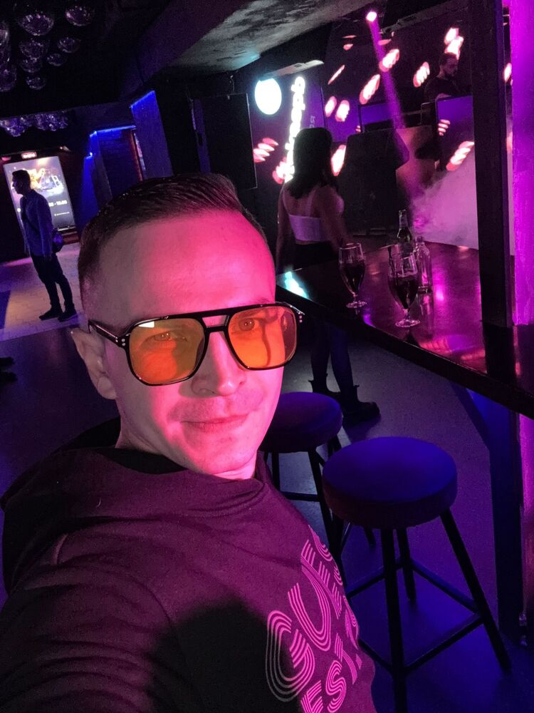  51025150  , 32 ,    -