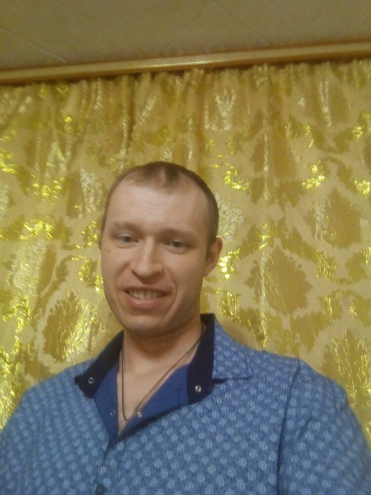  19757790  Slava, 38 ,    