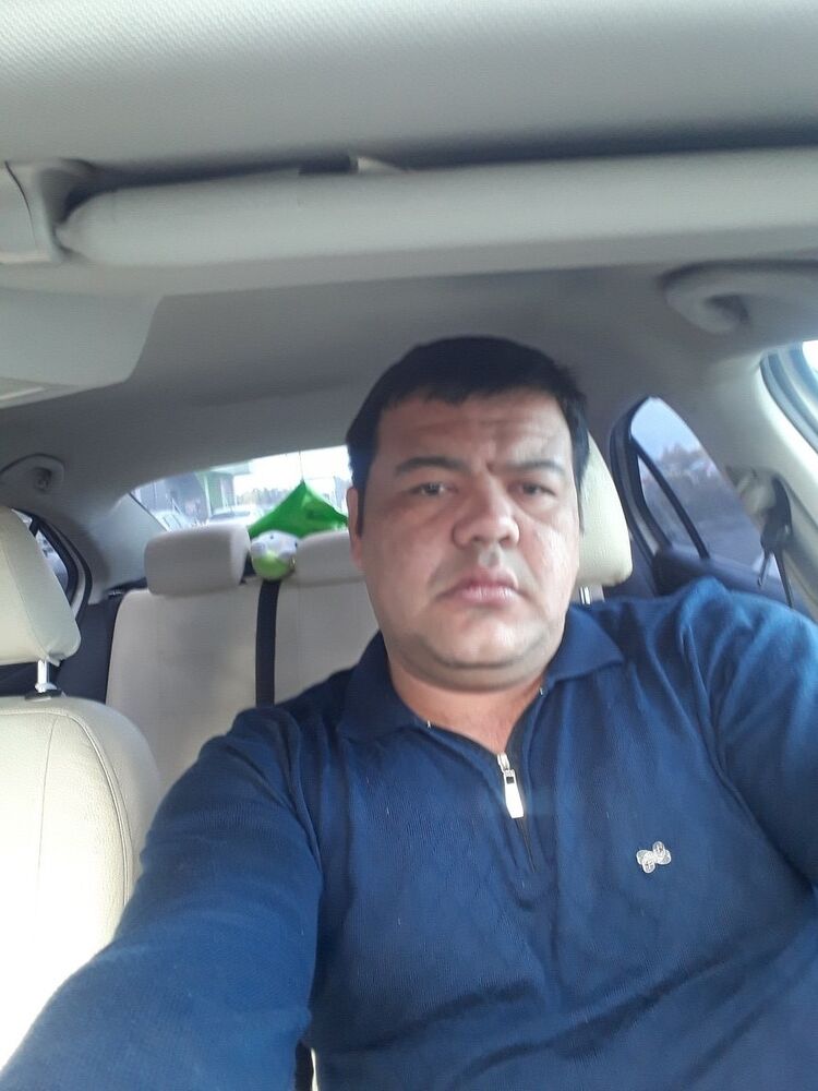  18496220  Bobir, 36 ,    