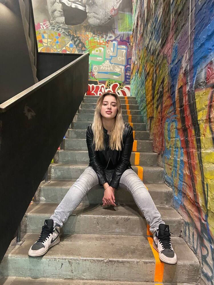 ���������� ����, ���� ������� �����, 33 ����, ������������ ��� ����� � ���������