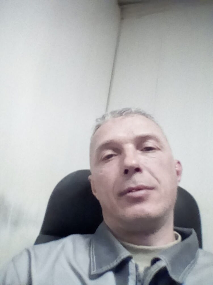  18906080  Drynj, 51 ,    