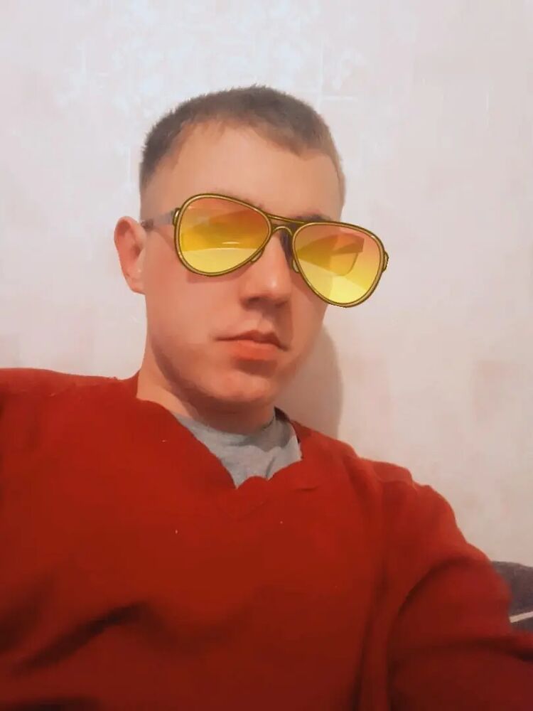  30785600  Alexander, 24 ,    