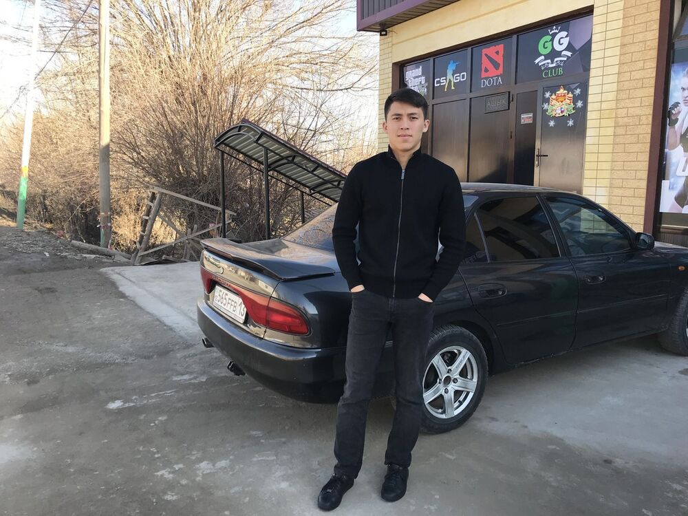  15119490  Diyar, 30 ,    