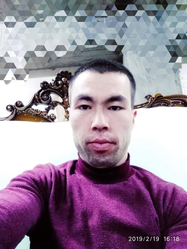  -,   Bobur, 32 ,   ,   