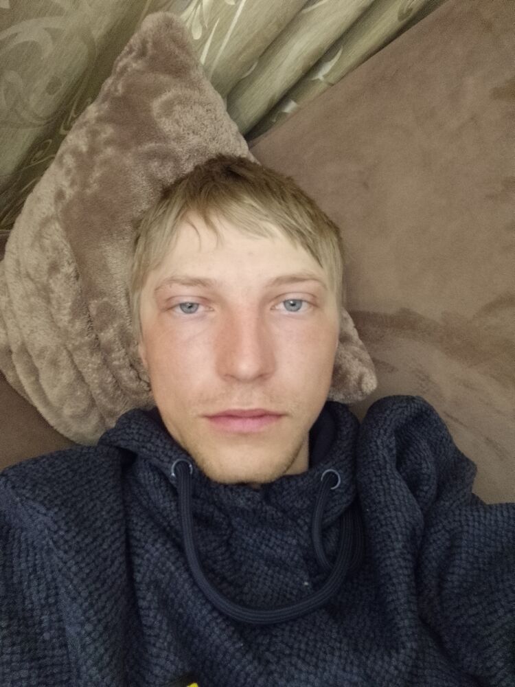  33273850  , 27 ,    