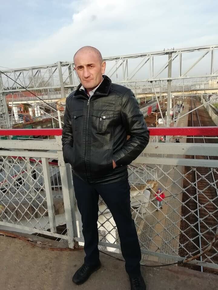  21399590  , 42 ,    