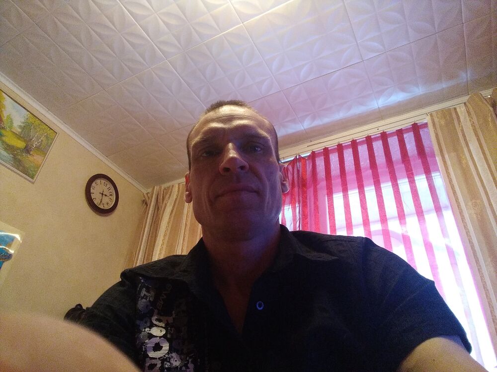 33077990  , 47 ,    