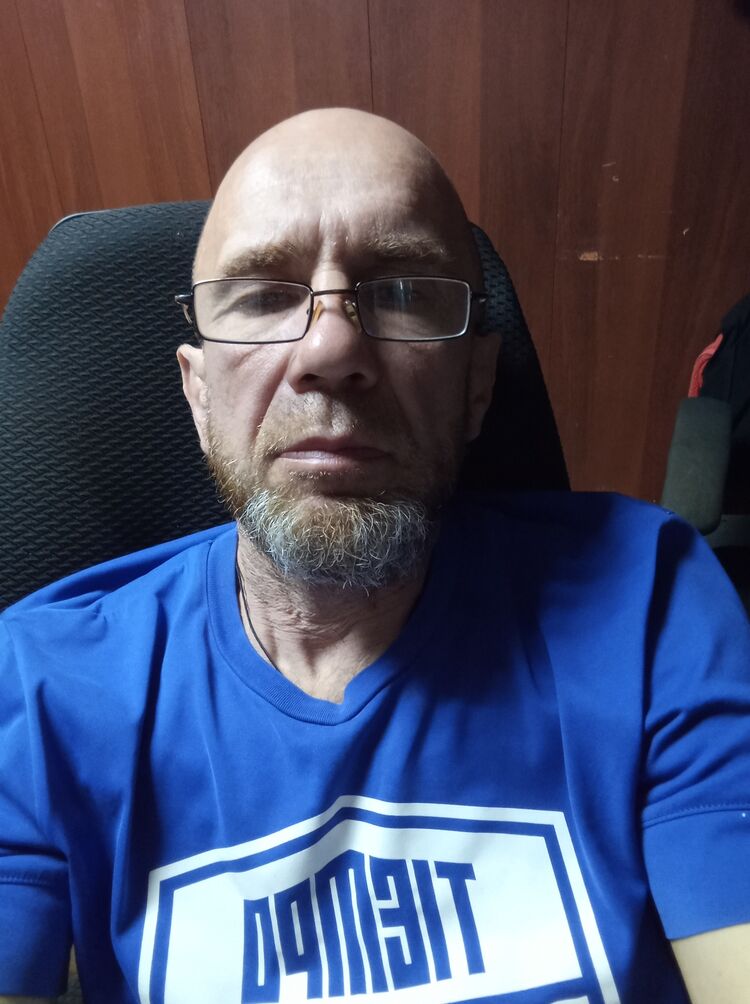  ,   Ivan, 52 ,   ,   