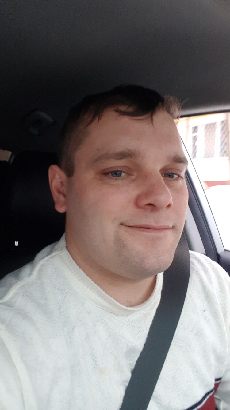  ,   Alexander, 32 ,   ,   
