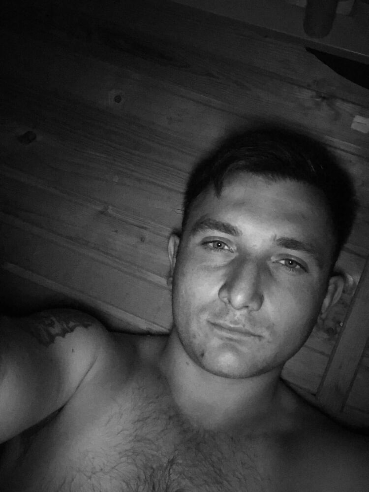  38488330  , 27 ,    
