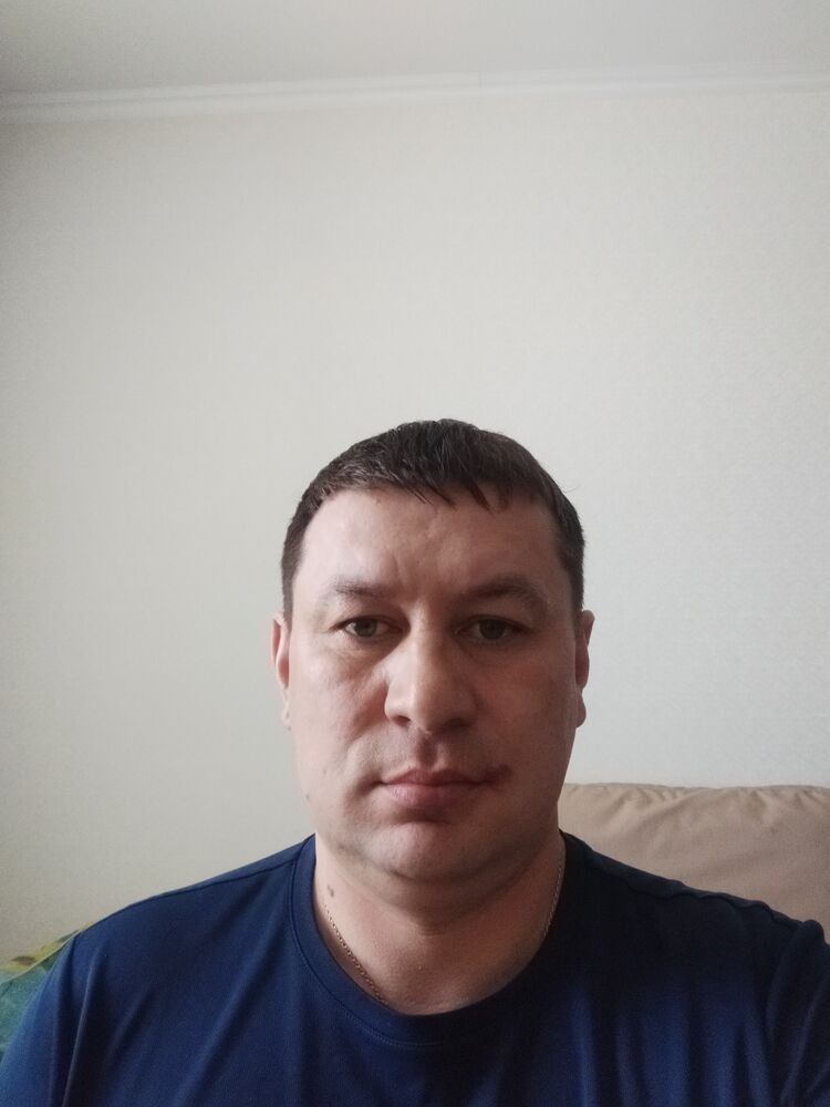  33856640  Oleg, 43 ,    