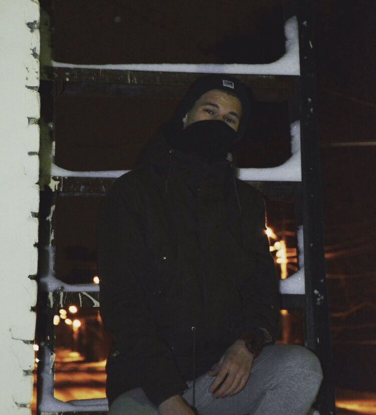  29473540  , 24 ,    