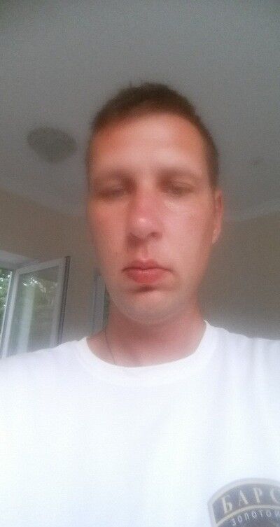  7905340  Valera, 44 ,    