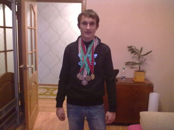  5368550  Andrey, 32 ,    