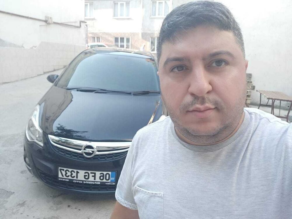  ,   Alper, 40 ,   ,   , c 