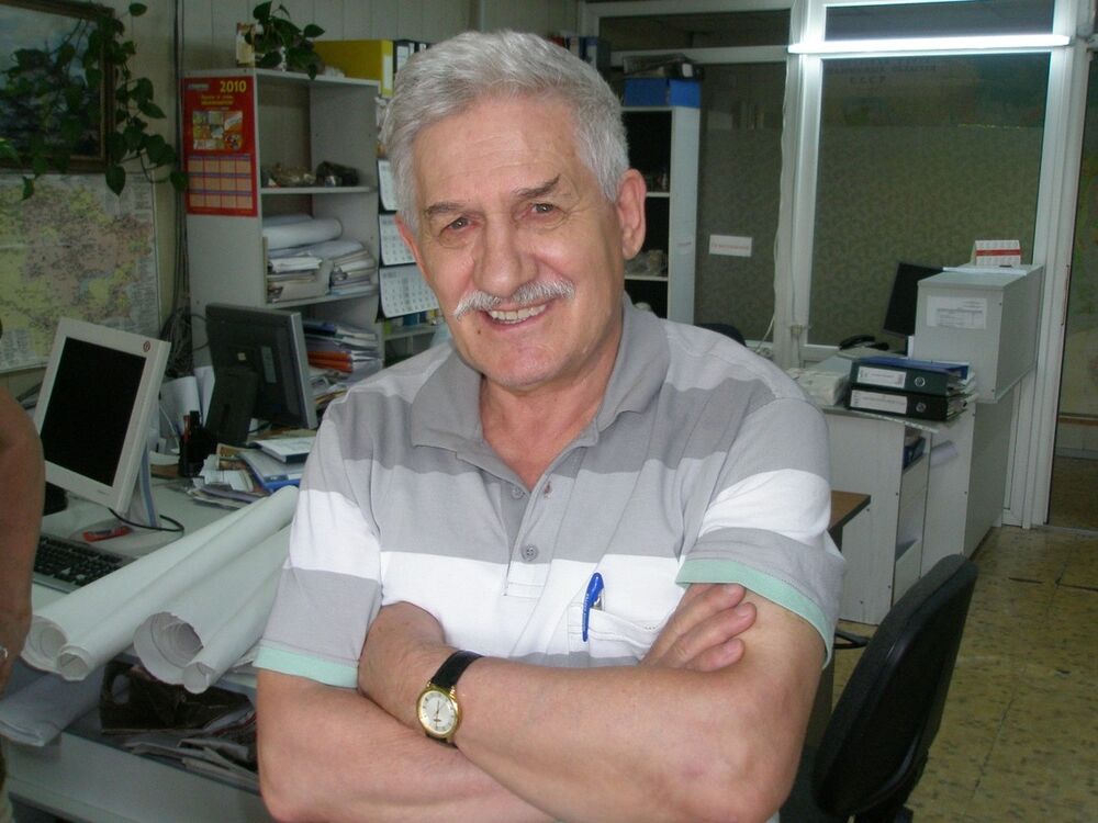  ,   , 80 ,   