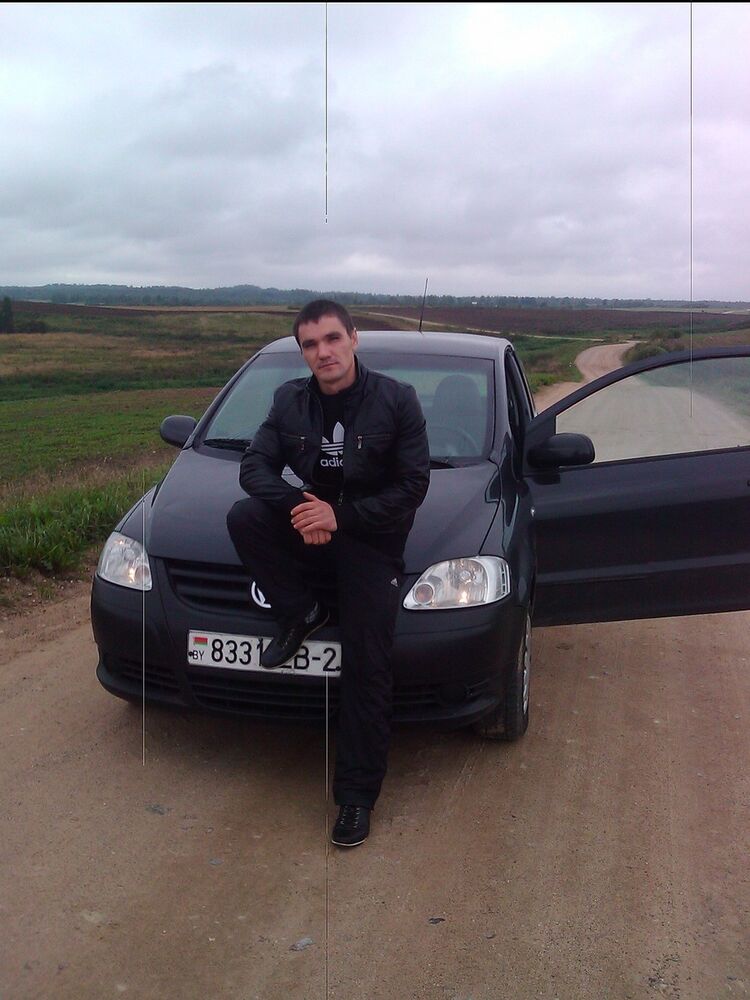  5198720  Roman, 40 ,    