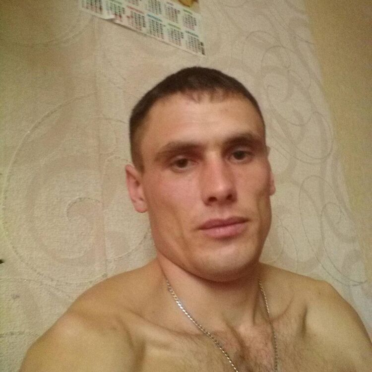  ,   Oleg, 37 ,   ,   