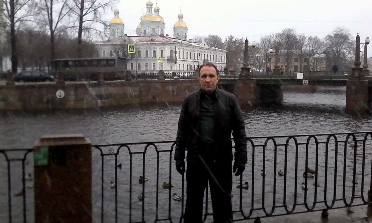  -,   , 52 ,   