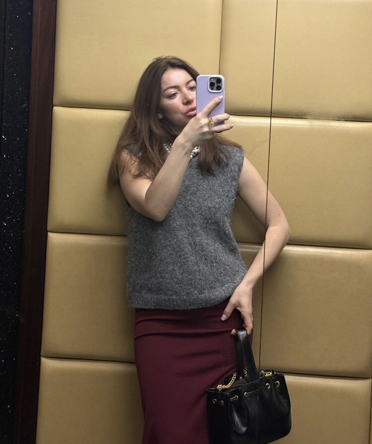  54630110  Lina, 31 ,    