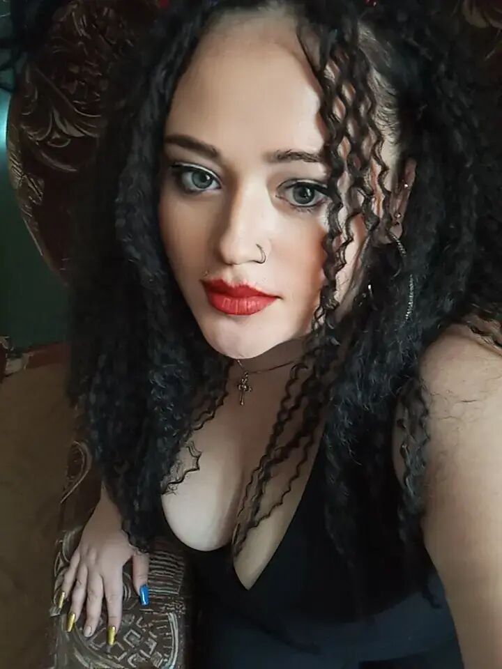  45818000  , 32 ,    