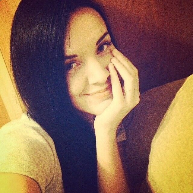  21787510  Olga, 26 ,    --