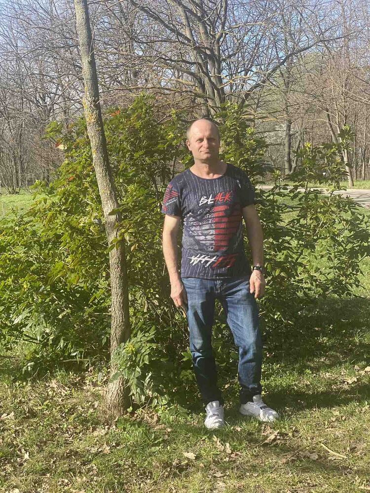  43828650  , 53 ,    