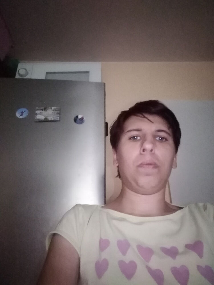 19767180  Gosia, 23 ,    