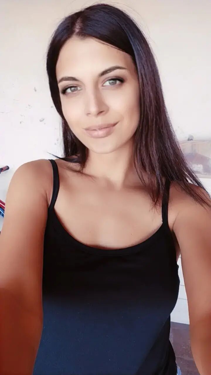  45392800  Anet, 31 ,    
