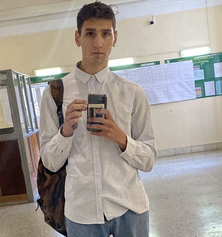  --,   , 23 ,  