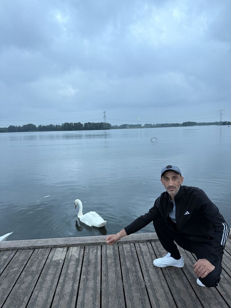  52800360  Anvar, 35 ,    