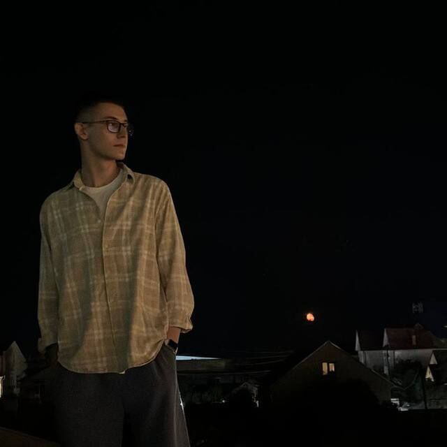  44265810  , 19 ,    -