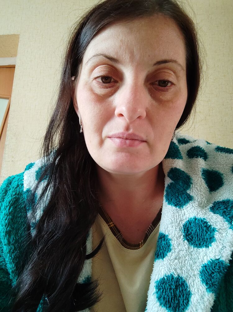  39048070  Karina, 39 ,    