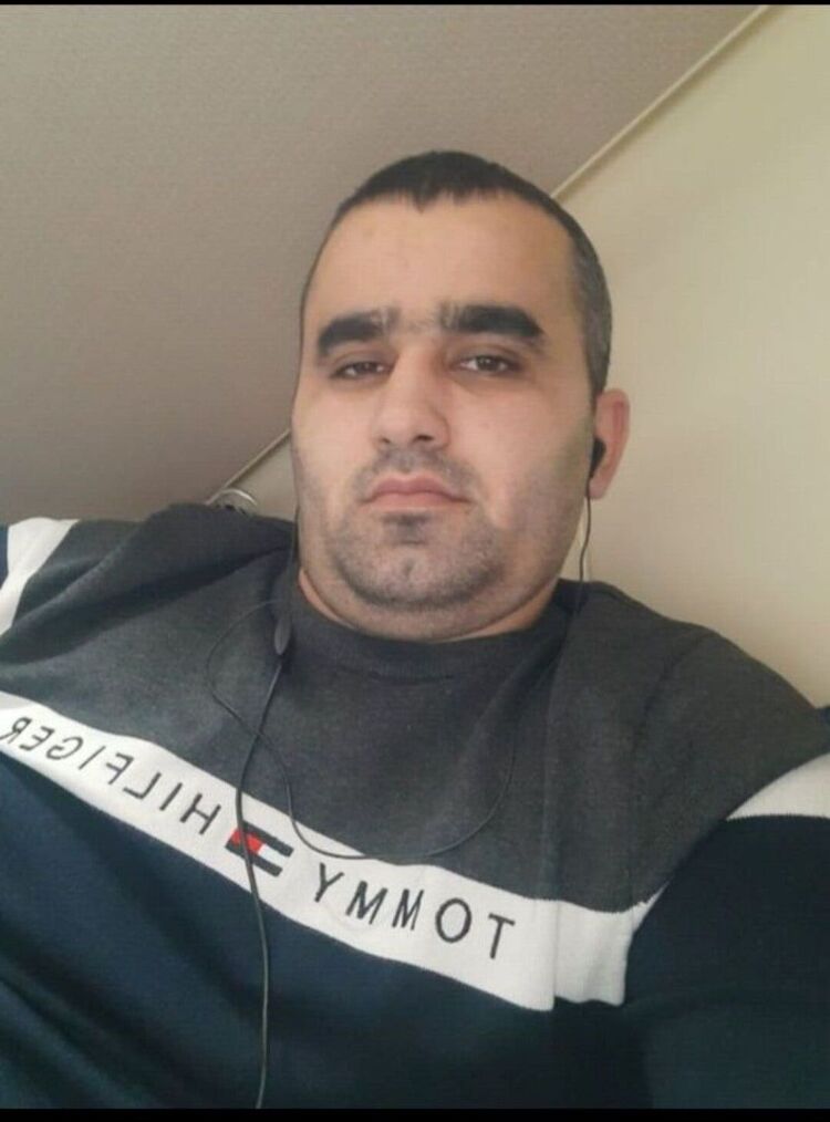  53478810  , 33 ,    -