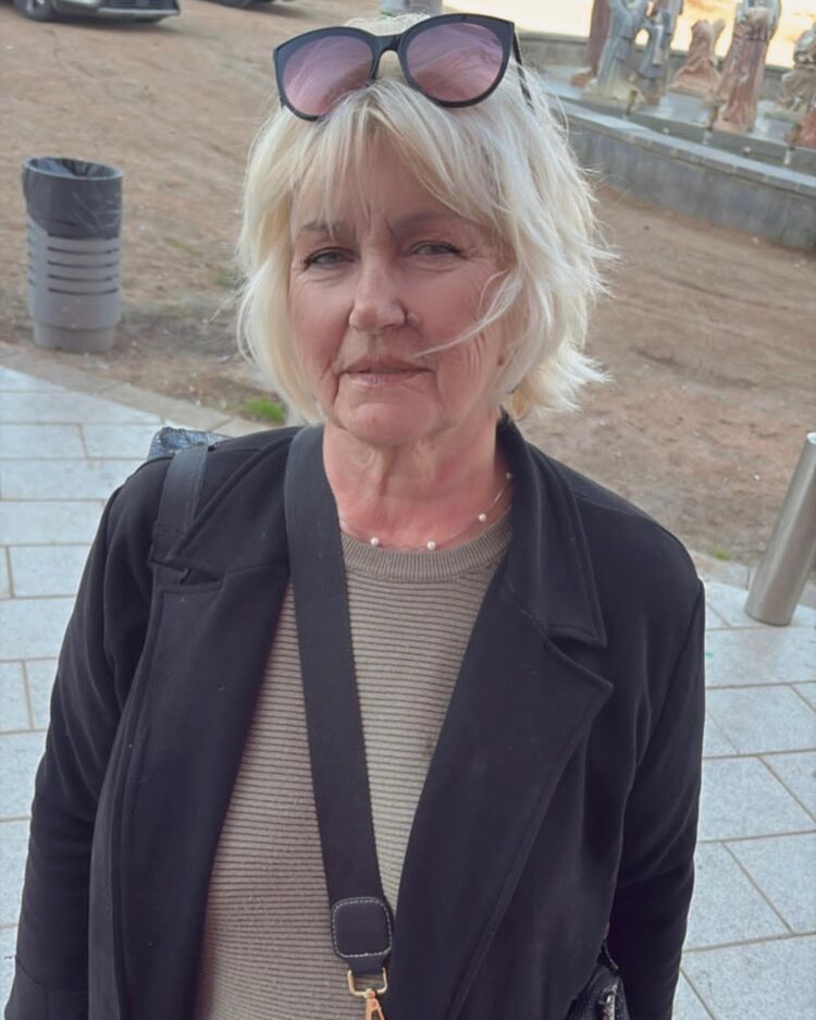  ,   , 70 ,   ,   