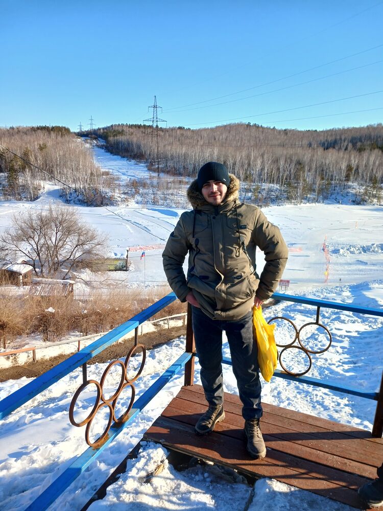  49884540  Kerim, 26 ,    